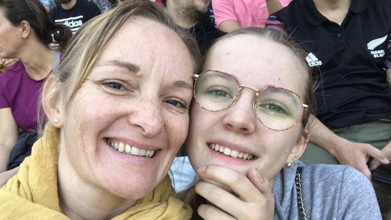 TÉMOIGNAGE. Cette maman espère publier son livre écrit à la mémoire de sa fille Lila, décédée d’un cancer rare à 16 ans