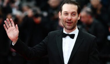 Tobey Maguire de retour dans le costume de Spider-Man ? Sam Raimi le souhaite, mais Marvel...