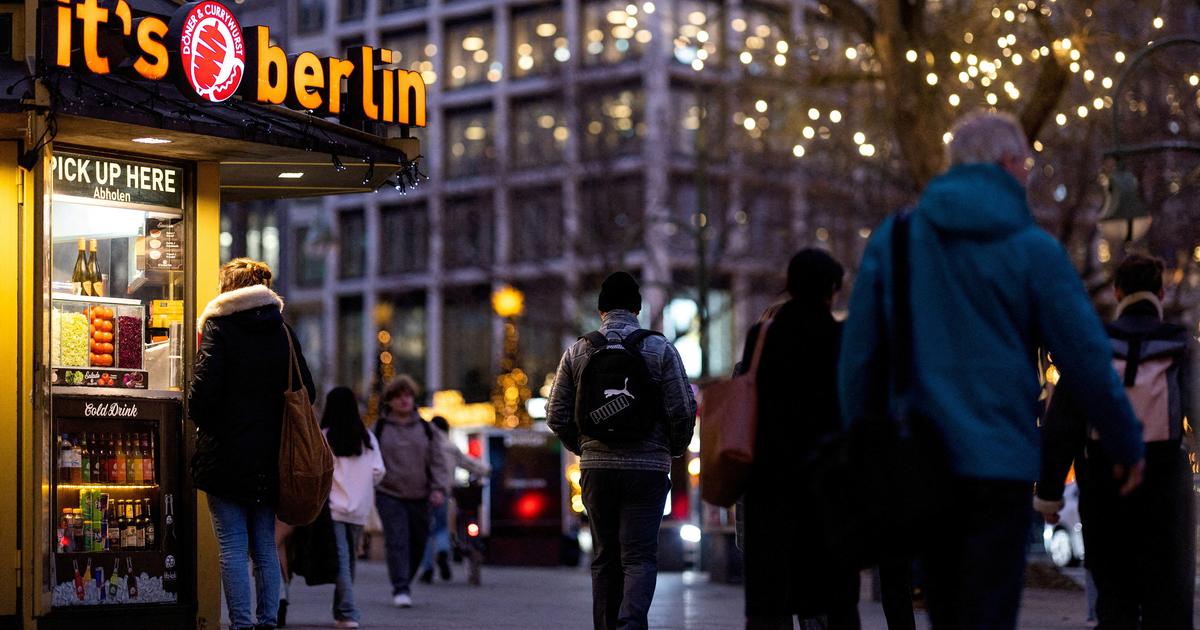 la croissance surprend à la fin 2025, l'emploi cale début 2026