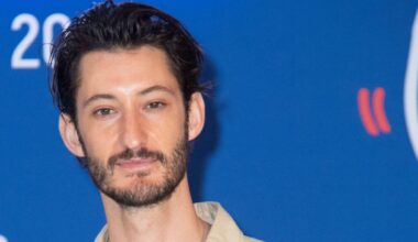 "On manipule les émotions des gens"