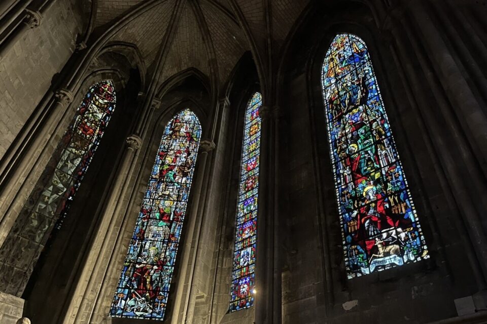Les vitraux racontent tous une histoire...