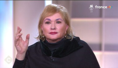 "Je la pleure tous les jours" : Catherine Jacob rend un vibrant hommage à une réalisatrice décédée, qui comptait beaucoup pour elle