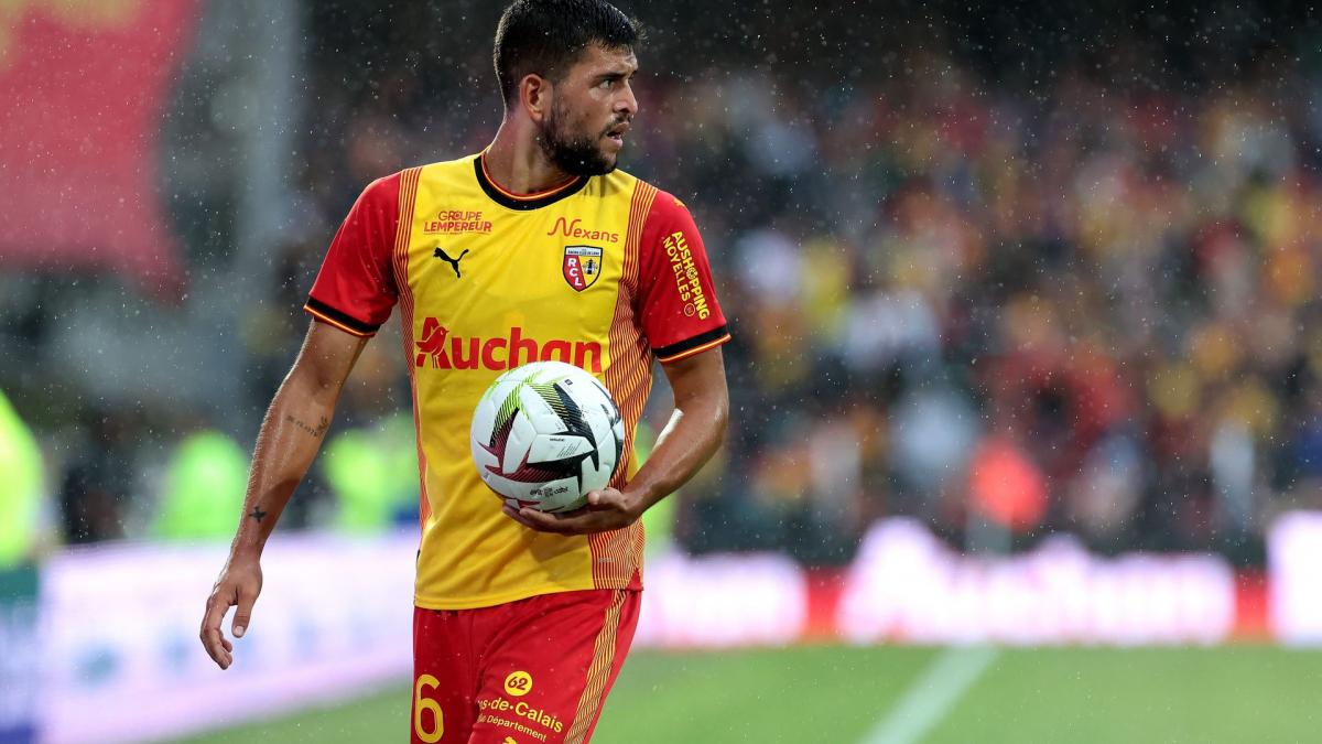 Julien Le Cardinal arrive à Saint-Etienne