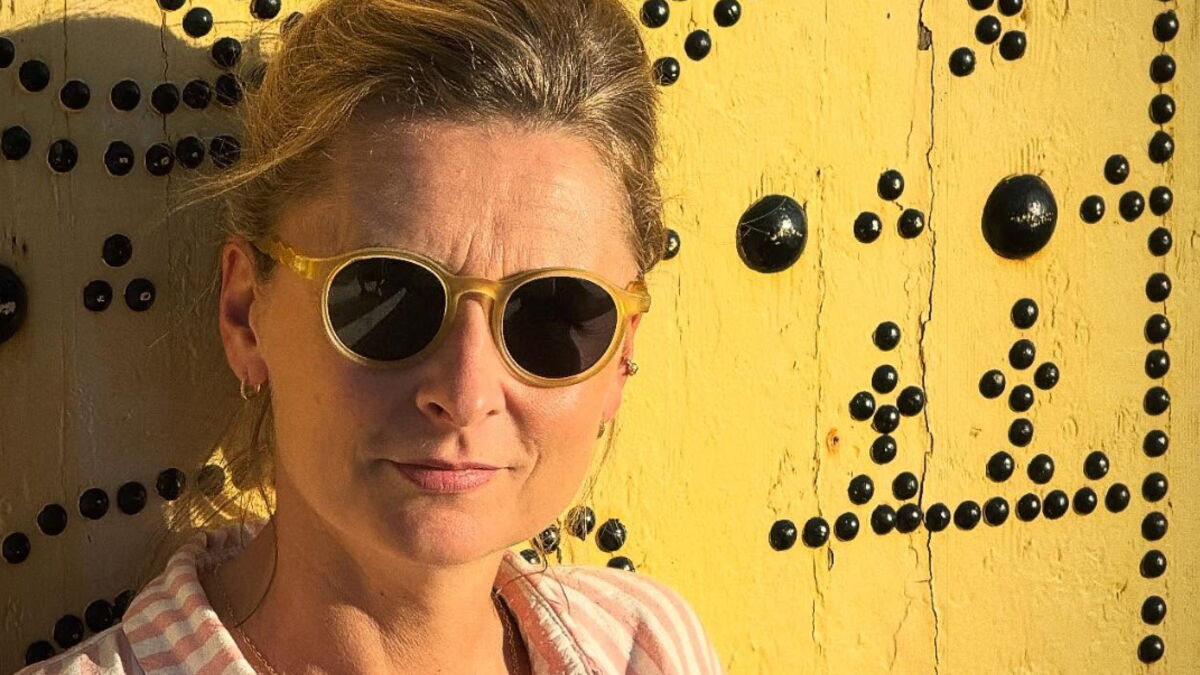 Loin de Paris, Marie-Alix Jeanson passe du bon temps avec ses "copains" de Familles nombreuses