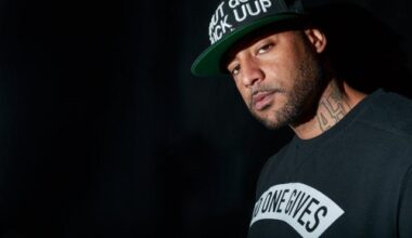 Booba initialement prévu pour un show musical lors de Sénégal-Pérou est forfait à cause « d'une blessure sérieuse »