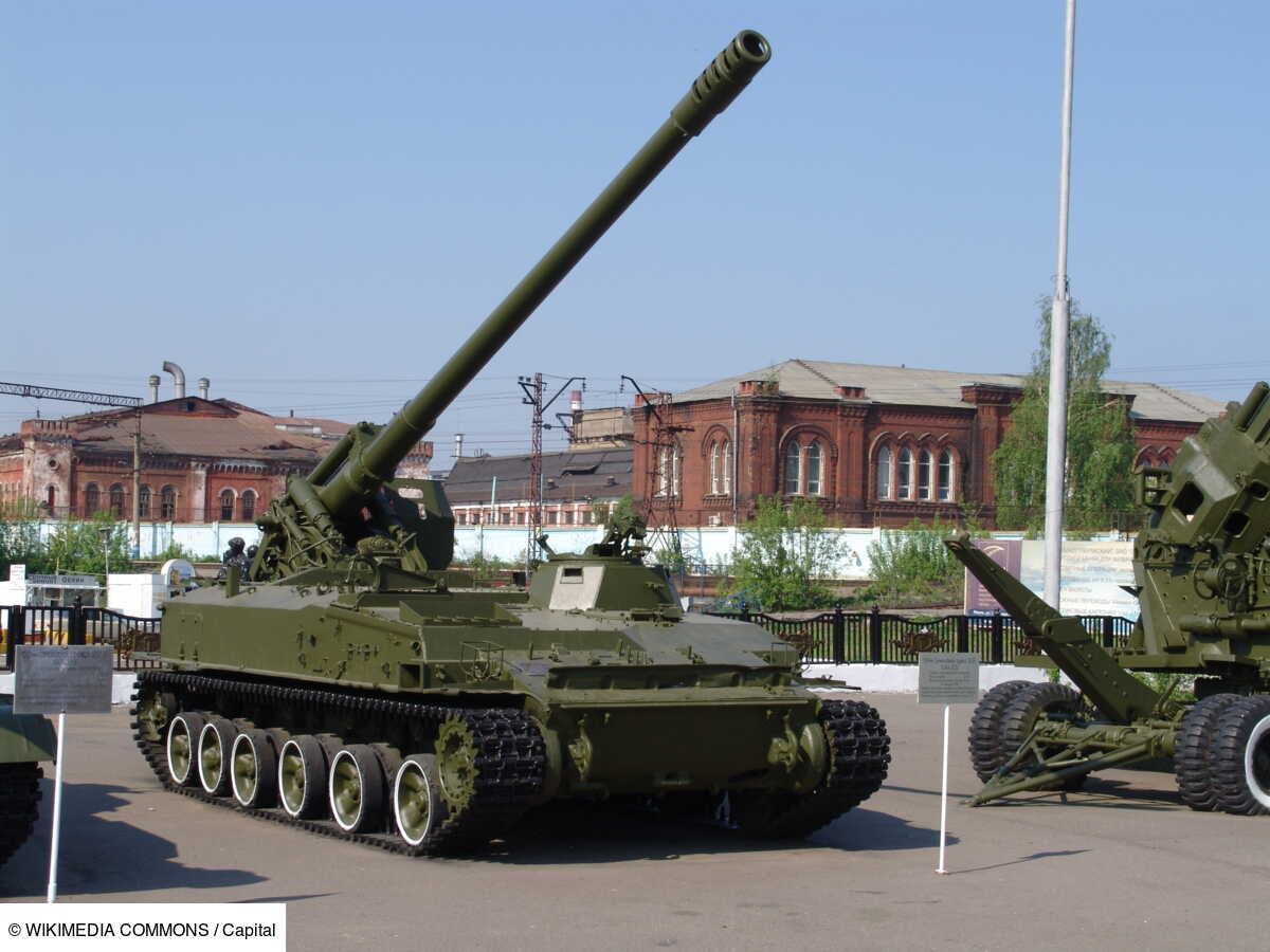 Guerre en Ukraine : un puissant canon russe 2S5 Giatsint-S saisi sur le front utilisé contre Moscou