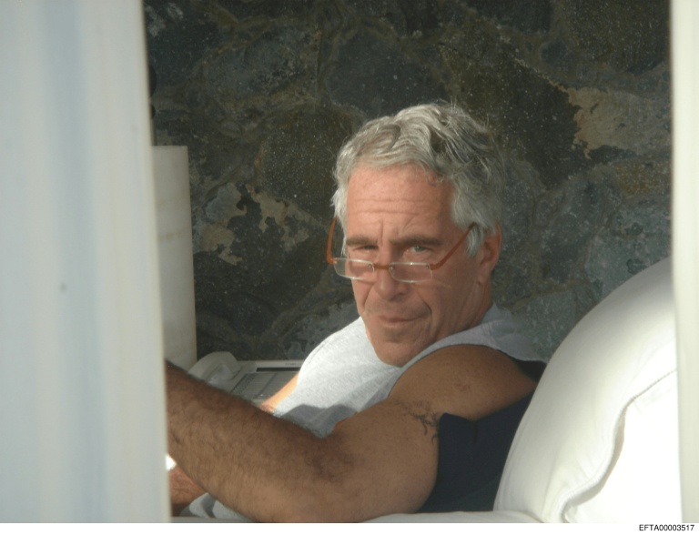 Affaire Epstein: "une dizaine" de nouvelles victimes se sont manifestées auprès du parquet de Paris