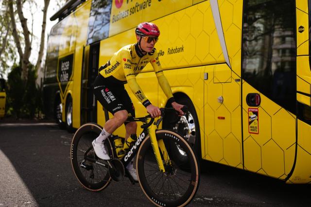 Pour Jonas Vingegaard, un Giro pour l'histoire... et pour préparer juillet : « Réaliser ce triplé est un objectif pour moi et c'est tout »