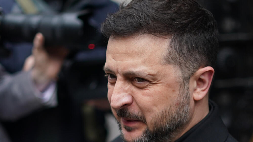 Ukraine : attaque russe meurtrière à Kharkiv, Zelensky s'entretient avec les émissaires américains