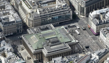 Canicule: le secteur de la Bourse à Paris, incluant l'AFP, touché par une panne d'électricité