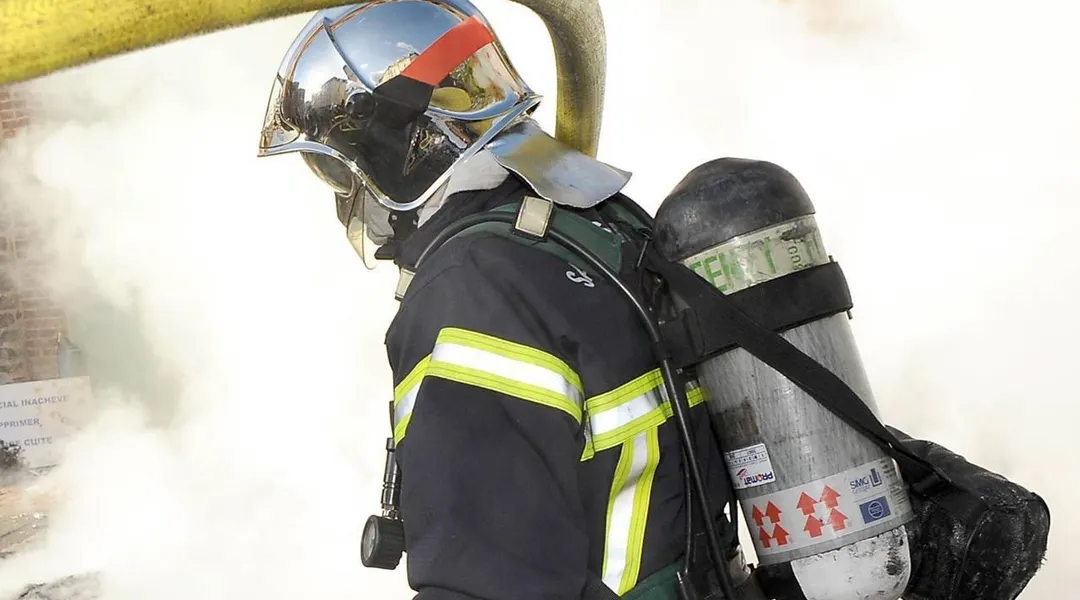 À Marseille, un homme de 30 ans grièvement brûlé dans l’incendie d’un immeuble squatté