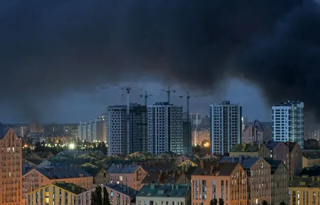 Guerre en Ukraine : Nouvelles frappes meurtrières de Moscou et tension mémorielle avec la Pologne - France | République française