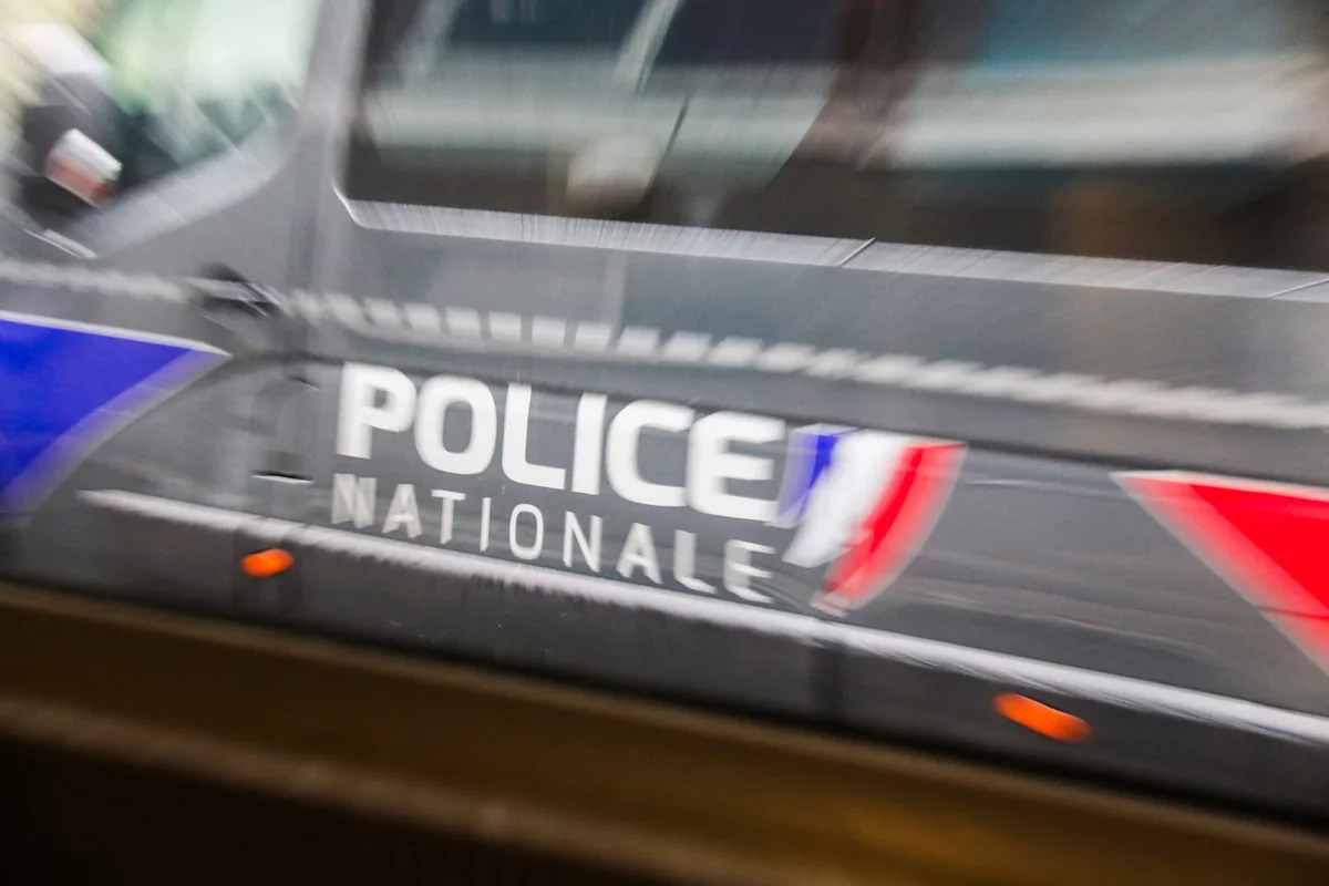 Soupçons de projet d'attaque à Sarcelles: six hommes mis en examen et écroués à Paris