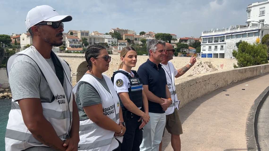 Feu d'artifice à Martigues : "Magnifique, incroyable, pépite !"