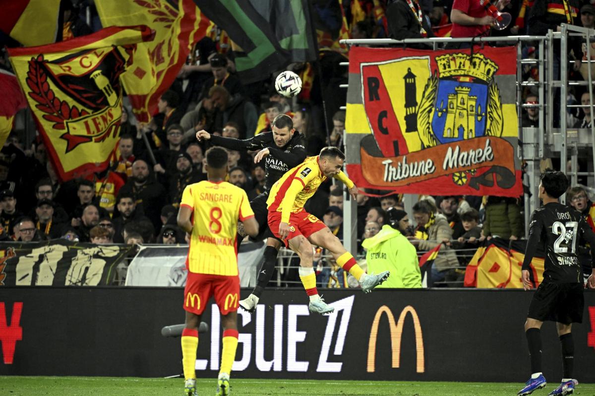 À Bollaert, un Trophée des champions particulièrement pimenté sur fond de tensions entre les dirigeants et les supporters de Lens et du PSG