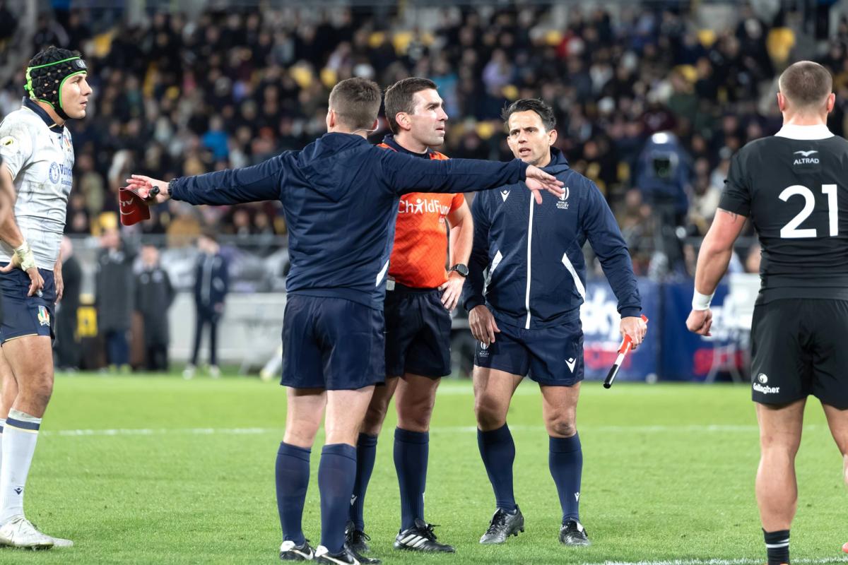 Pour limiter le harcèlement en ligne contre les arbitres, une nouvelle commission de World Rugby sanctionne les excès des entraîneurs et des joueurs