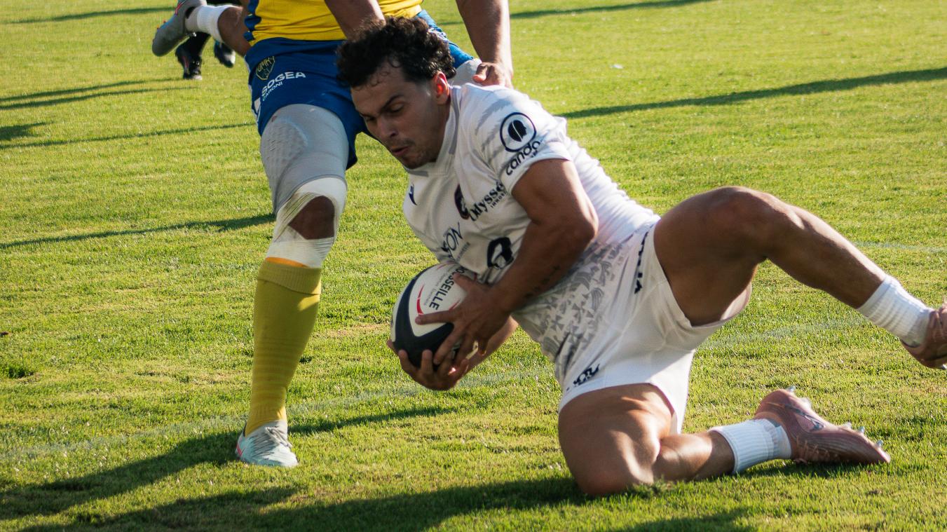 Rugby : auteur de cinq essais, le RNR remporte son premier match amical face à Marcq-en-Barœul