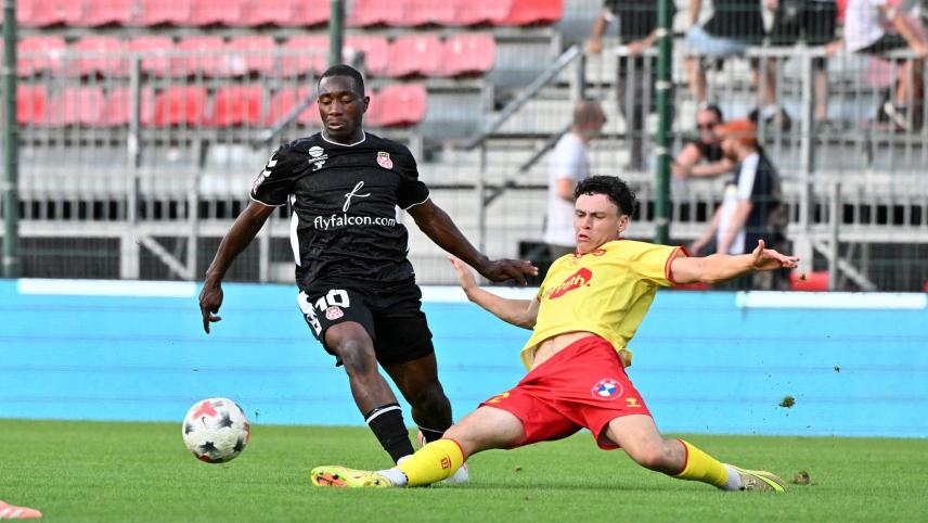 I. Karamoko a obtenu le penalty qui a permis au FC Rouen d’inscrire son premier but de la saison, par Tchokounté.
