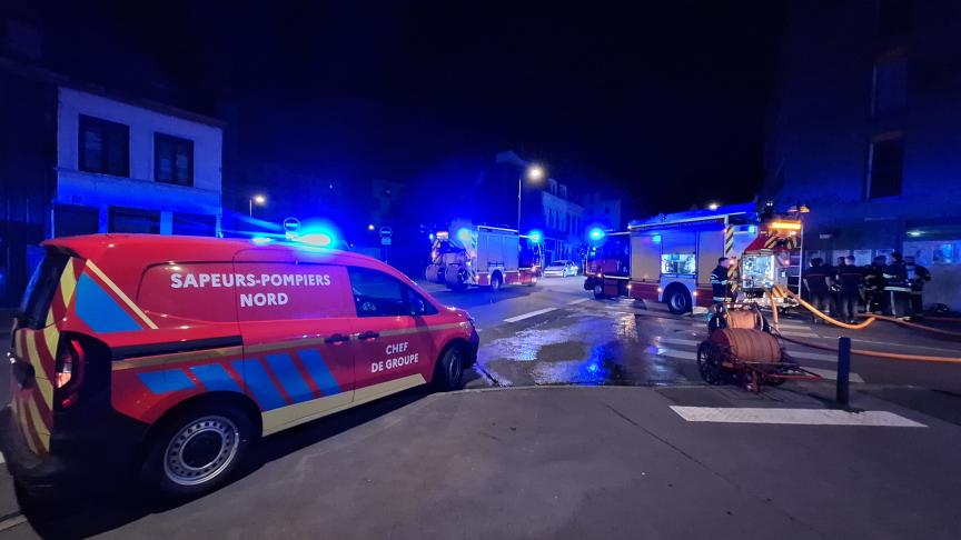 Un incendie s’est déclaré la nuit dernière dans un parking souterrain rue de Prague, à Lille.