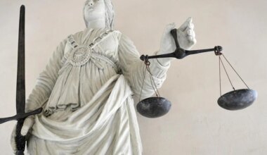 Trois personnes mises en examen après une rixe mortelle à Compiègne