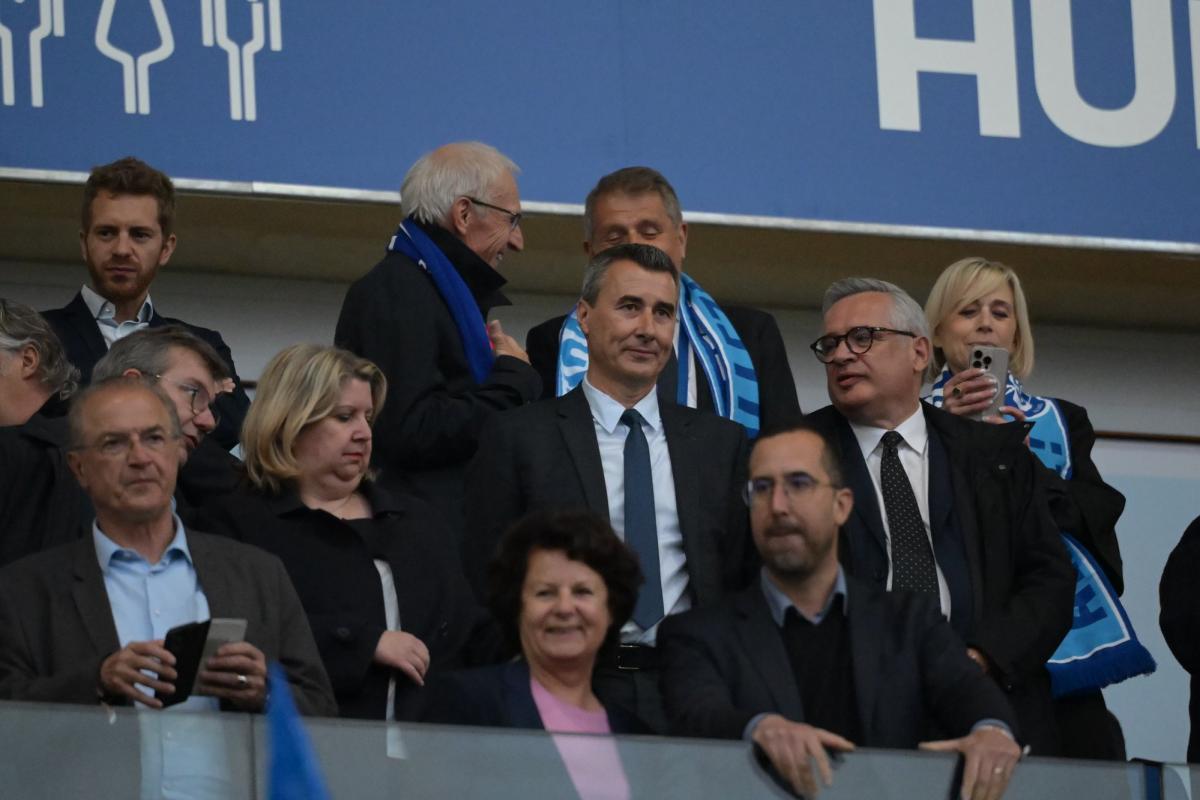 Contraints de vendre davantage pour respecter les critères de l'UEFA, Strasbourg et BlueCo à un tournant dans leur stratégie sur le mercato