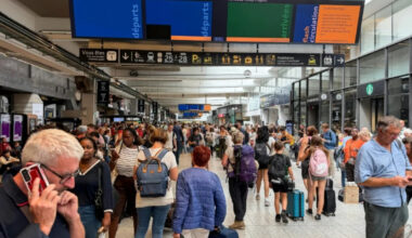 Le trafic reprend à la gare Montparnasse, mais reste très perturbé, après une panne électrique