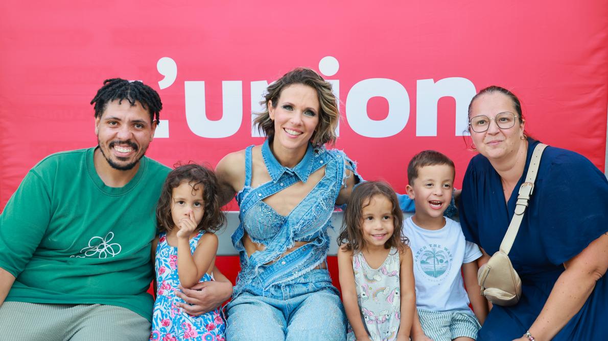 VIDÉO. Ce fan de Lorie réalise son rêve de rencontrer son idole après son concert à la Foire de Châlons