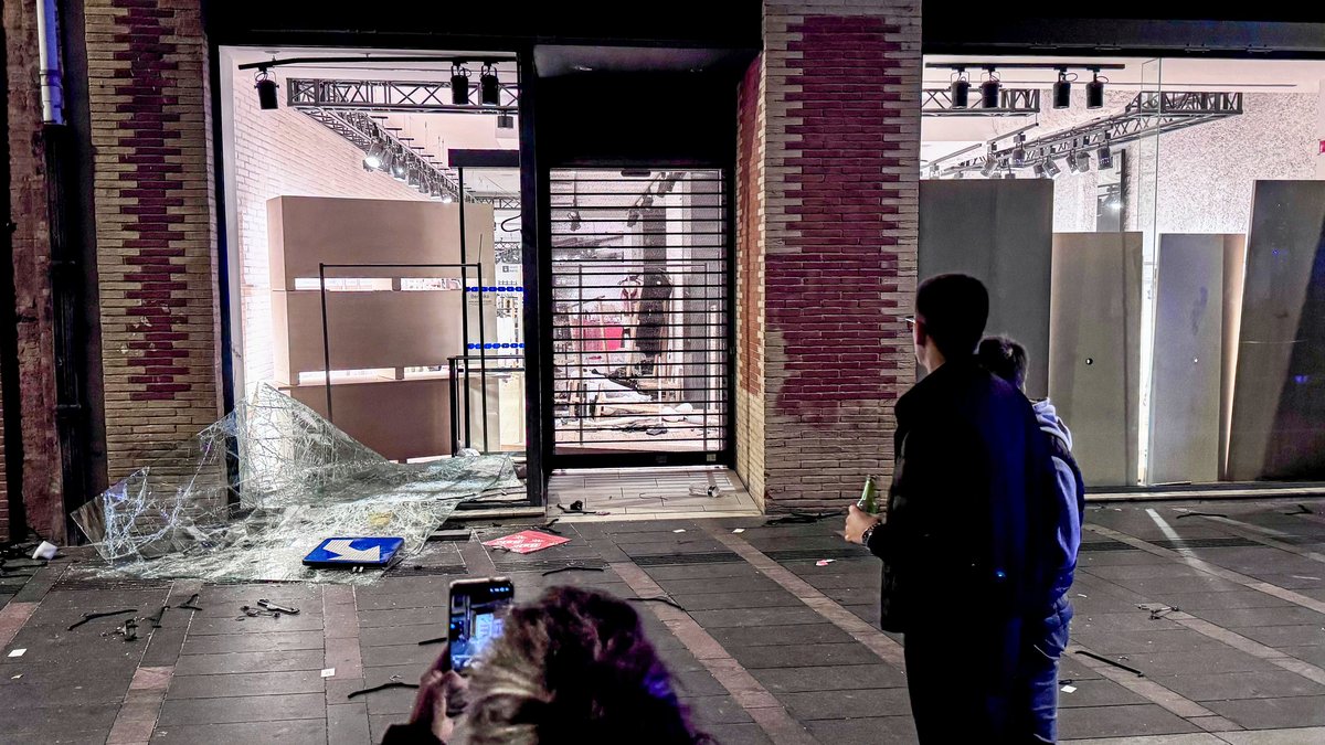 TÉMOIGNAGE. Violences du 17 octobre : la peur gagne les commerçants de Toulouse, "la pire journée de ma carrière"