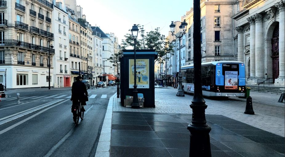Le tribunal juge illégale l’interdiction faite aux voitures avec chauffeur (VTC) de circuler sur l’axe rue de Rivoli et rue Saint-Antoine.