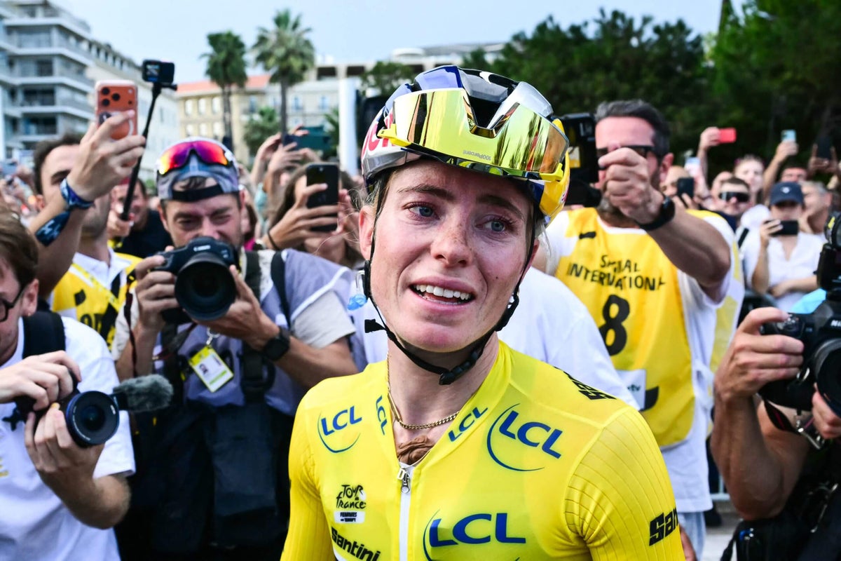 Demi Vollering wins Tour de France Femmes with sensational solo attack on final stage
