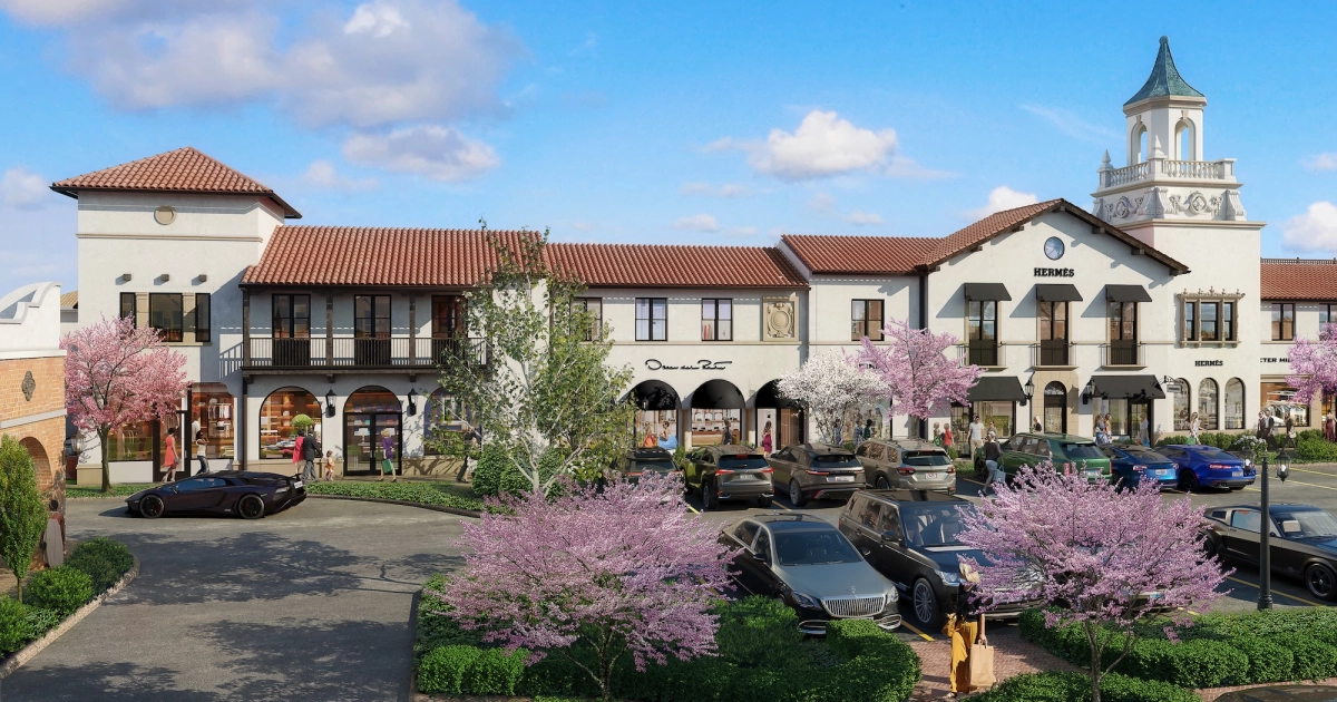 Hermès Opens Luxurious Boutique at Wilmette’s Plaza del Lago