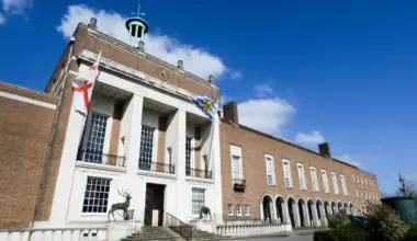 City & Country has been named as the preferred bidder to redevelop Hertfordshire County Council’s Grade II* listed County Hall site.