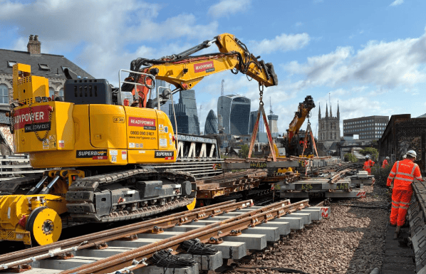Day 1 - Charing Cross and Waterloo East 22-day line closure Work to replace nearly 2km of track, rebuild sections of platform and carry out repairs to the Hungerford Bridge and the Waterloo - Waterloo East pedestrian link bridge is now fully underway.