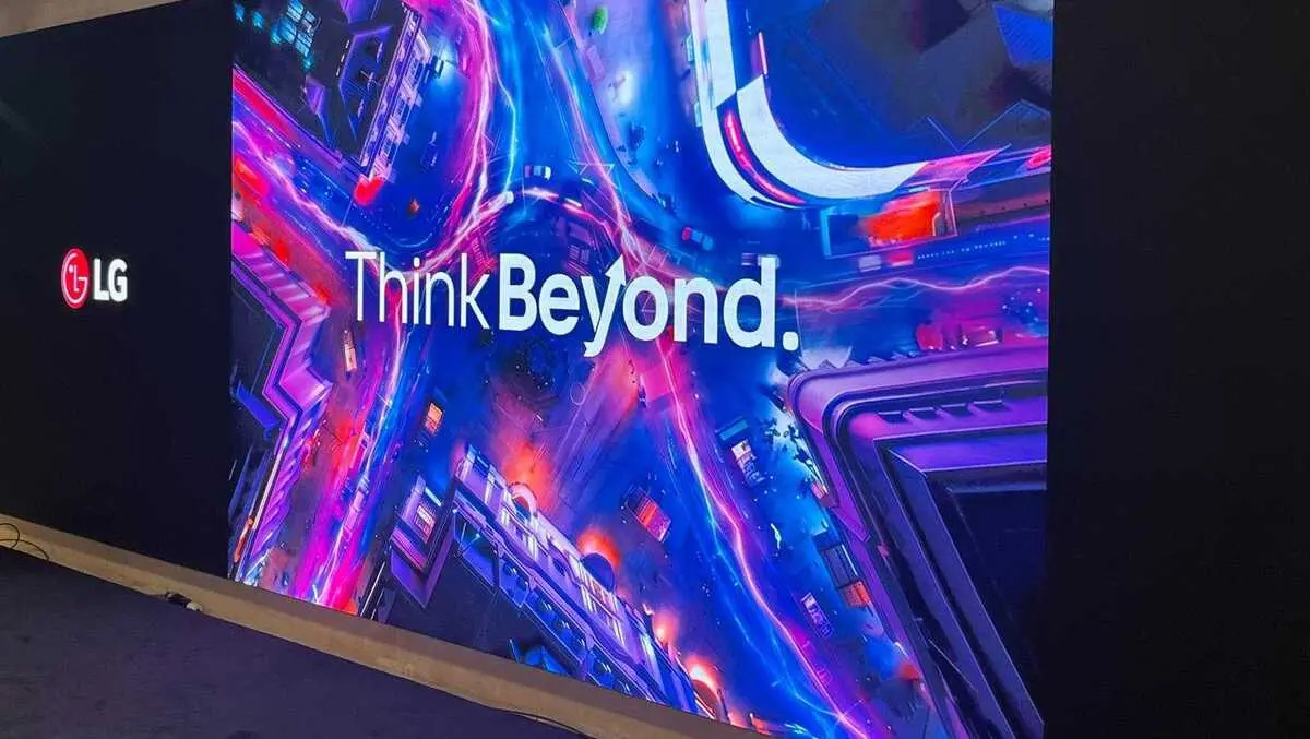 LG unveils business displays at London Think Beyond event