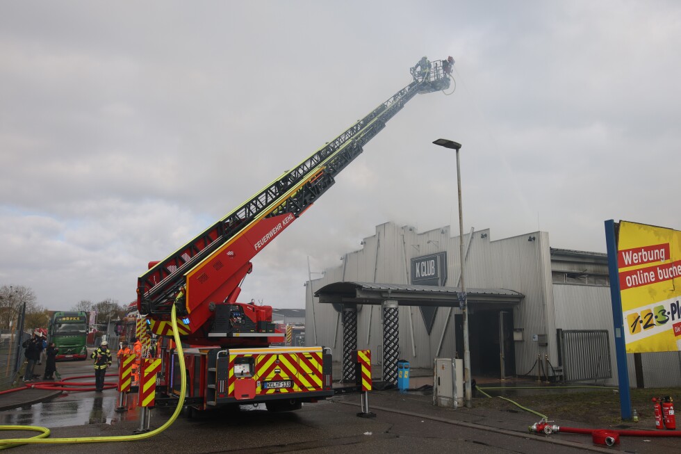 Revellers flee fire at dance club in Germany