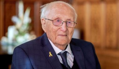 Albrecht Weinberg, a Holocaust survivor who returned to Germany in his 80s, dies at 101 | World News