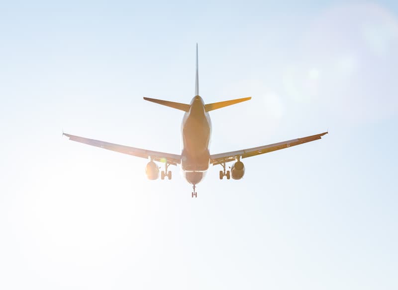 Some Flights Resume to the Middle East