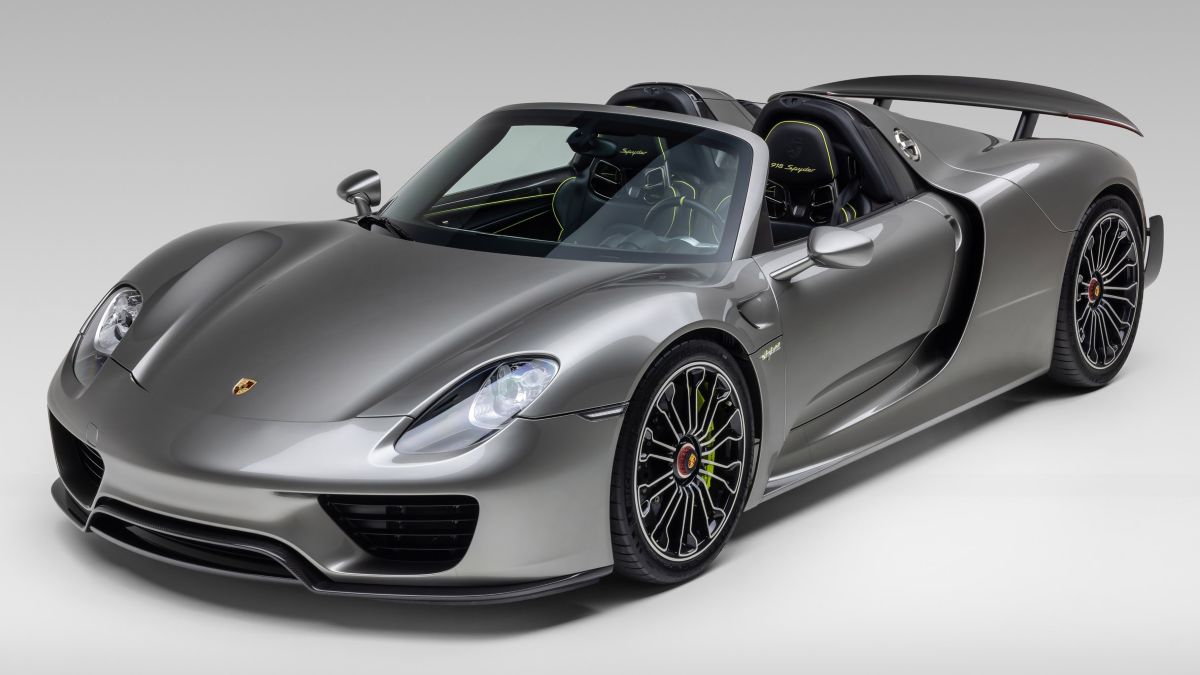 One of 918: A Porsche Spyder Selling with No Reserve in Columbus