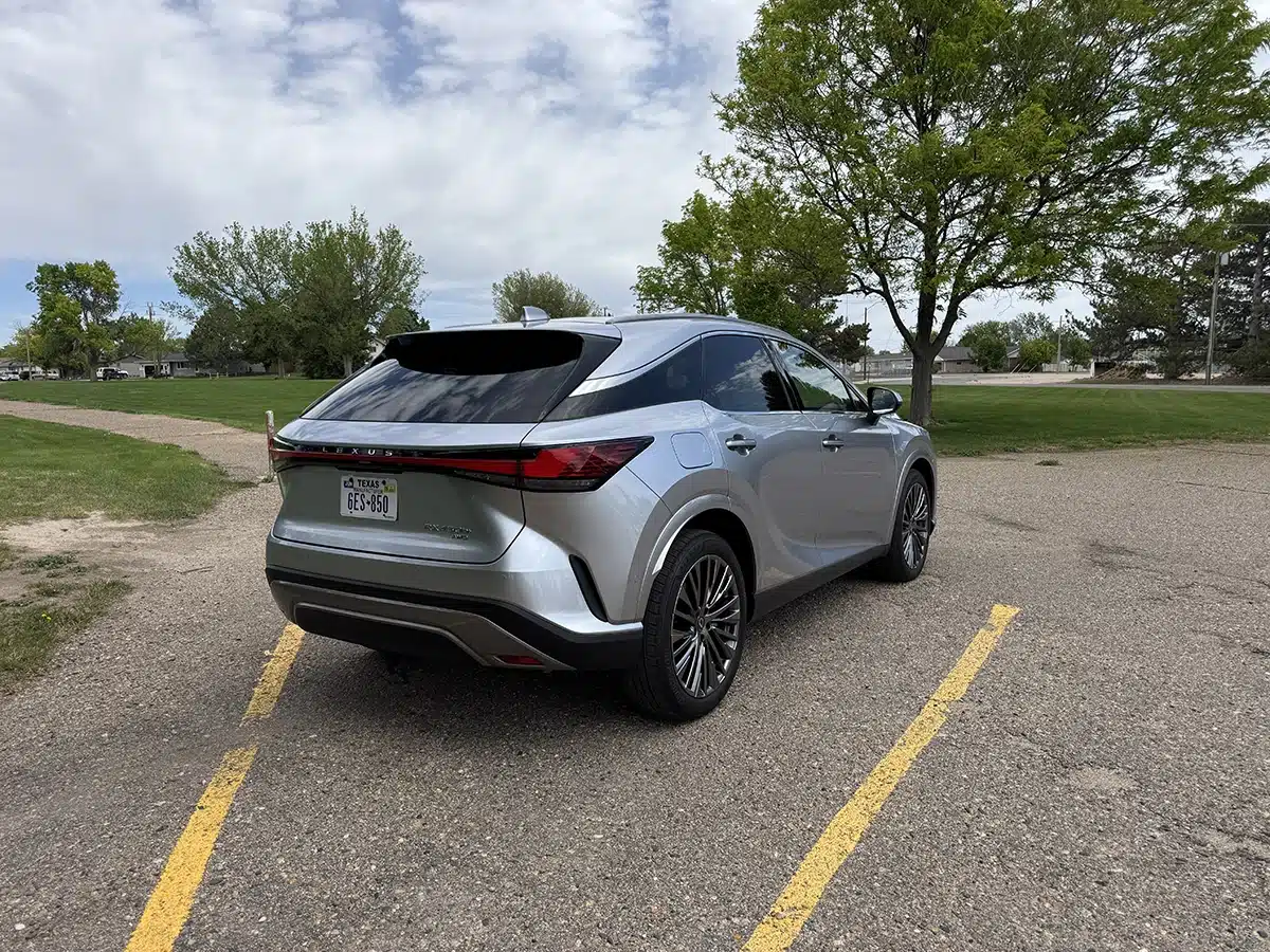 2026 Lexus RX 450h 6