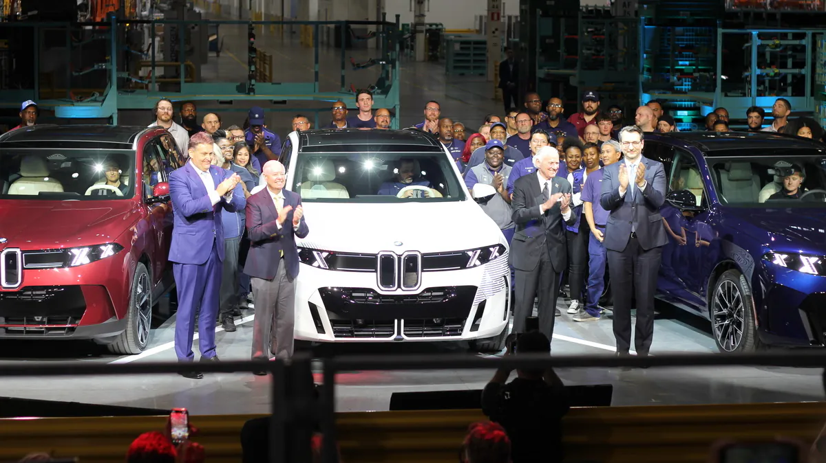 BMW Plant Spartanburg unveils new X5, adds hydrogen-powered option