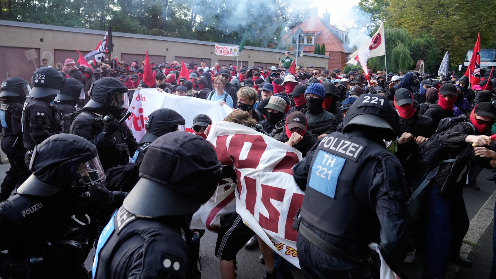 Far-right Alternative for Germany party elects leaders as protesters and police clash