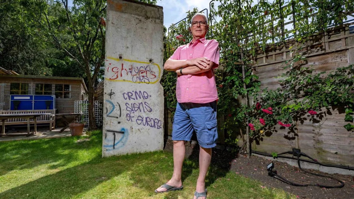 A London Man Put a 6,200-Pound Chunk of the Berlin Wall in His Backyard. Now the Local Council Is Investigating.