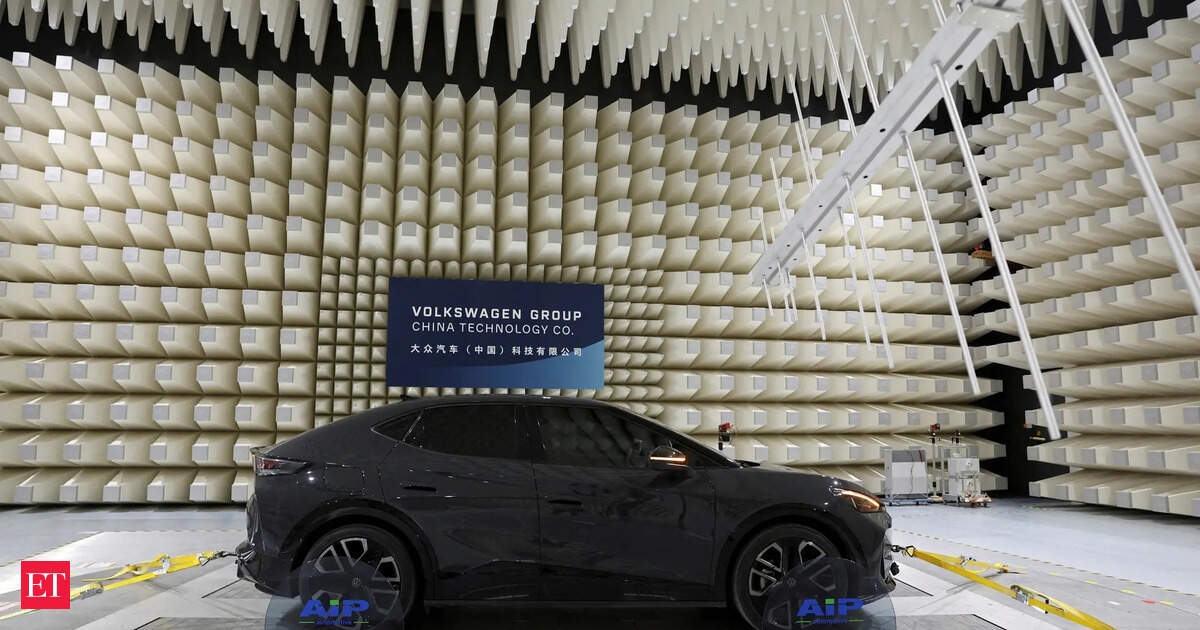What are the key issues in Volkswagen's restructuring efforts?