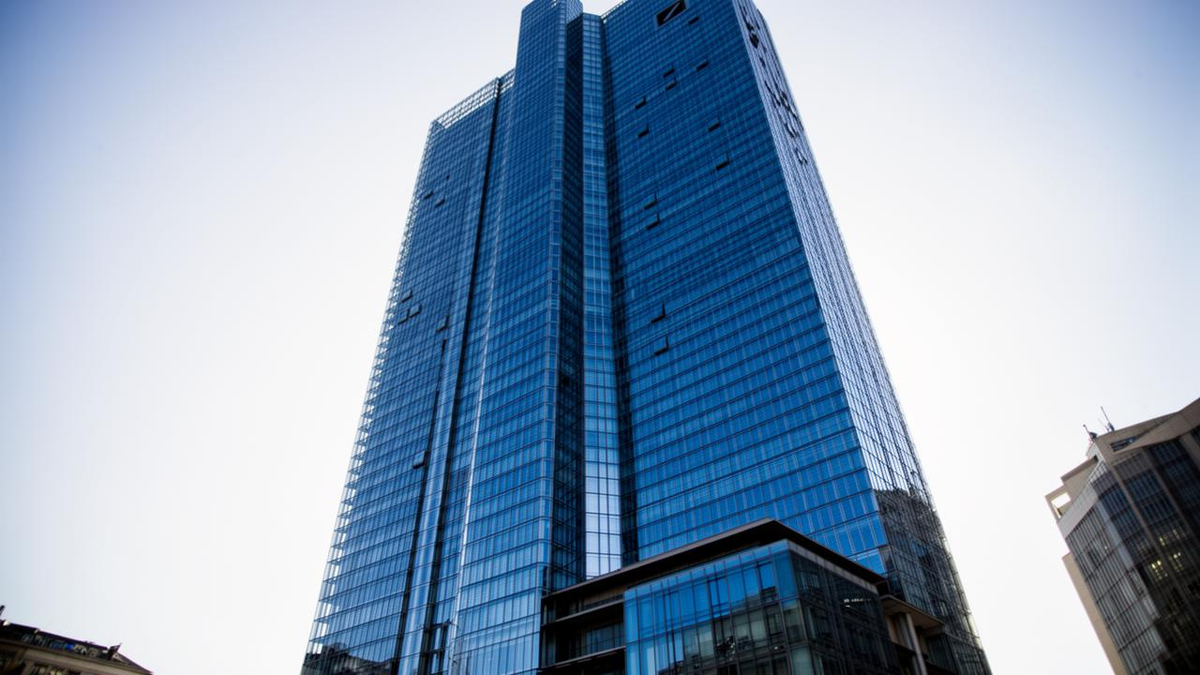 Deutsche Bank Surprises with Record Quarterly Profit – Investment Banking Fuels Return Targets — BigGo Finance