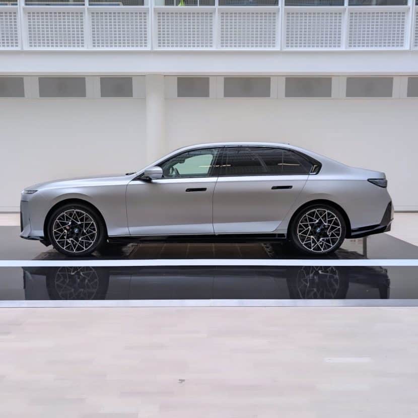 BMW I7 M70 01 BMW I7 M70 01