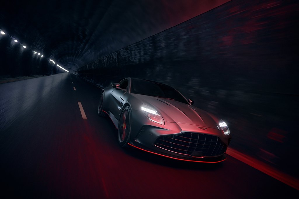 Aston Martin Vantage S now in Singapore; to rival Porsche 911 GT3