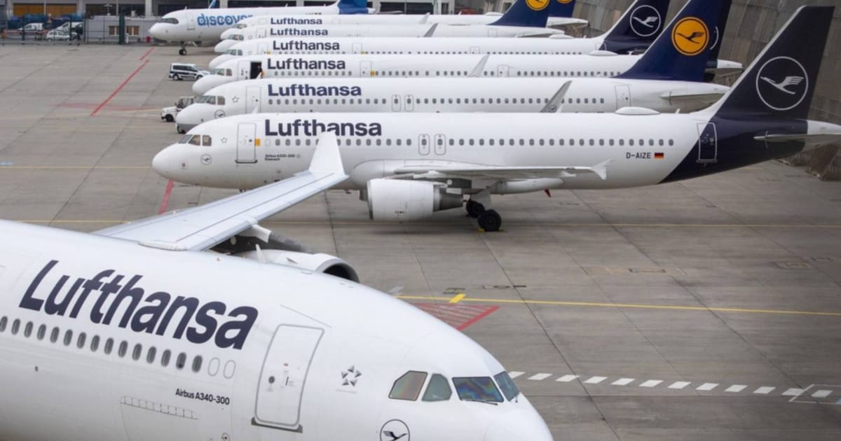 Lufthansa’s shares tumble after airline cuts outlook on Mideast war