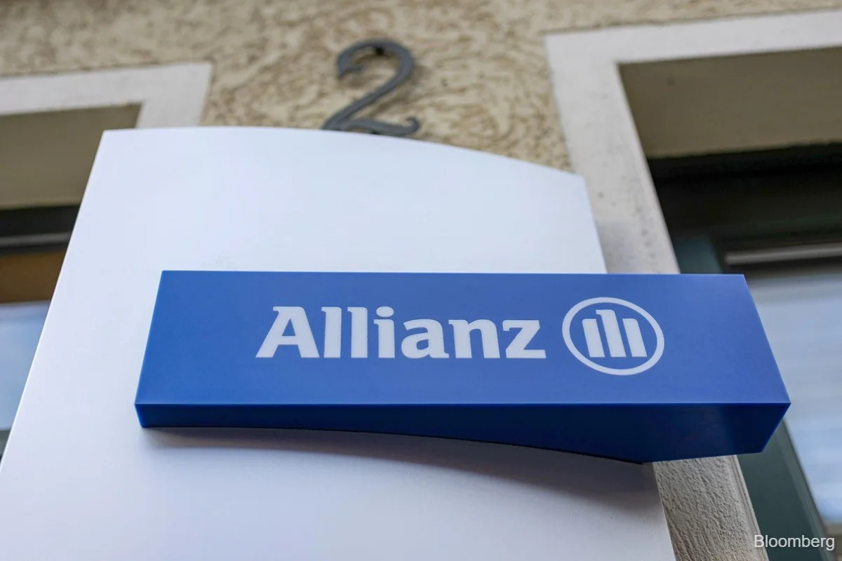 Allianz profit hits record as Pimco sees 32 bil in inflows