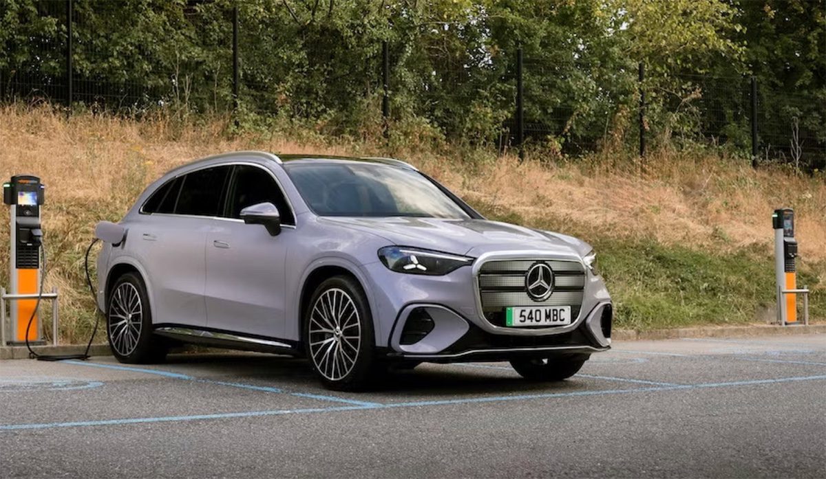 Charged EVs | ChargePoint and Mercedes-Benz partner to offer fleet charging solutions
