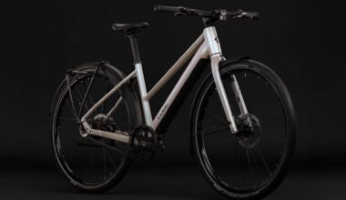 Affordable Cube e-bike features Bosch motor, carbon belt drive, and full equipment at 42.1 lbs